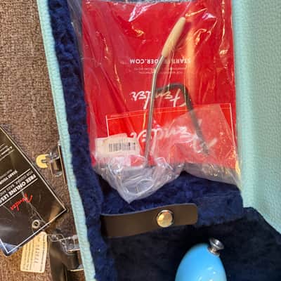 Custom "Baby Blue" Fender HSS Stratocaster & Limited Edition Sonic Blue Hard Case image 11