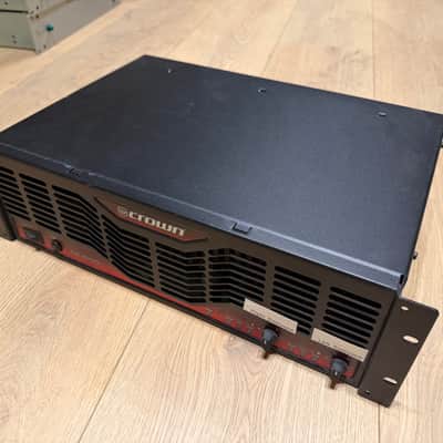 Crown CE1000 2-Channel Power Amplifier 2000s - Black and Red image 4