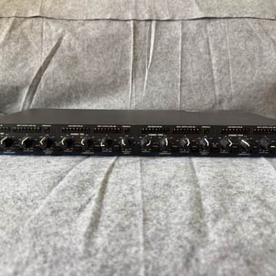 dbx 1046 Quad Compressor/Limiter 2010s - Black image 2