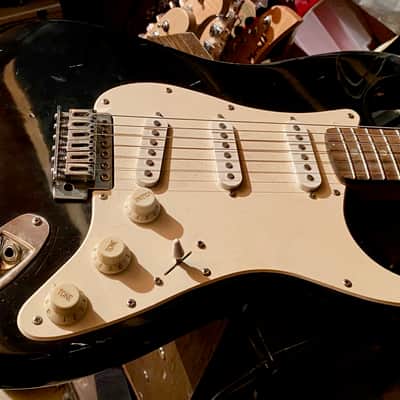 2000's Fender Starcaster Electric Guitar image 2