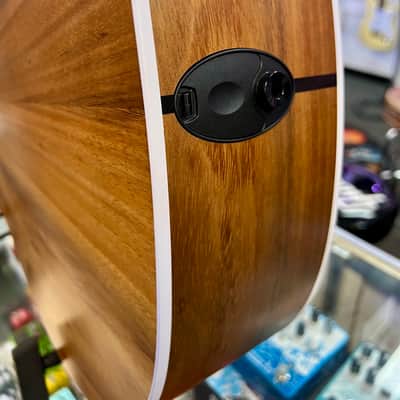 Taylor 214ce-K Acoustic Electric Torrefied Spruce Top, Hawaiian Koa Back and Sides with Soft Case image 8