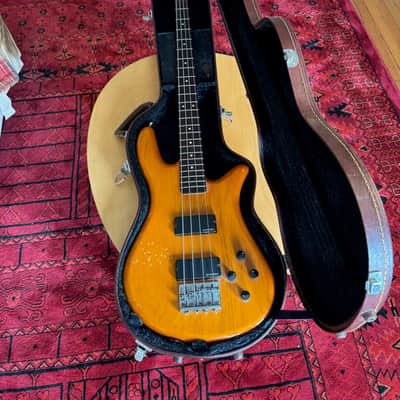 Spector Legend Standard 4 String 2011 - Yellow Maple image 3