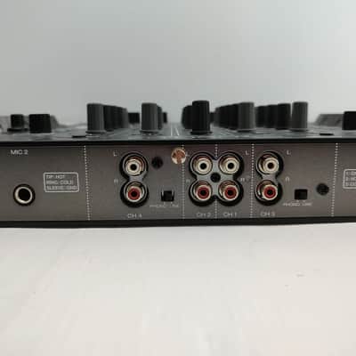 Denon MC-7000 4-Channel DJ Controller with Duo USB Interfaces 2020's - Black image 11