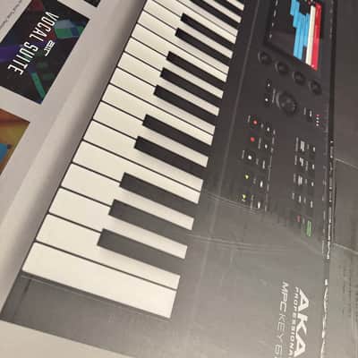 Akai MPC Key 61 Standalone Workstation Synthesizer 2022 - Present - Black image 5