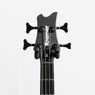 Kramer D-1 Bass, Satin Black | Demo image 5