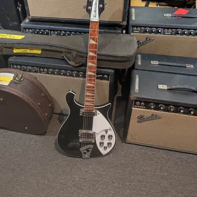 Rickenbacker 620 - Black image 1