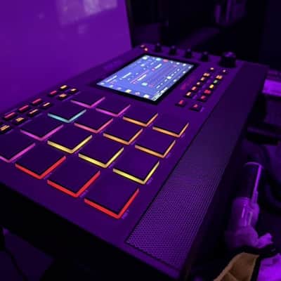 Akai MPC Live II Standalone Sampler / Sequencer 2020 - Present - Black image 4