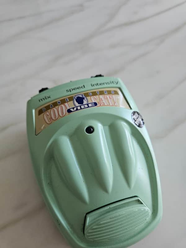 Danelectro Cool Cat Vibe