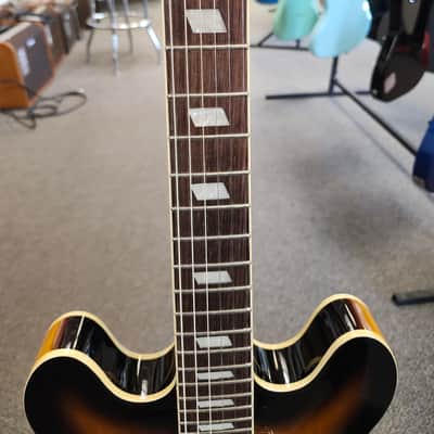 Used 2010 Epiphone Casino Reissue (2005 - 2022) - Sunburst with Epiphone Case image 8