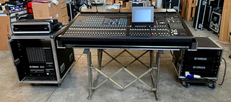 Bundle Yamaha PM5DRH + DSP5D + DCU5D + N. 3 PW800W with case, 100 mt. CAT6 cable, Cascade cable image 1
