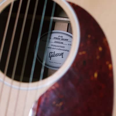 Gibson J-45 Studio Walnut 2023 - Satin Natural w/ Case image 5