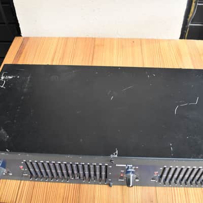 DBX 1215 Dual Channel 15 Band 2/3 Octave Graphic Equalizer image 5