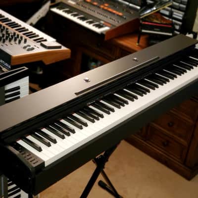 MUST SEE!!! CASIO PRIVIA PX770 ELECTRIC PIANO FULLY SERVICED AND IN AMAZING CONDITION!