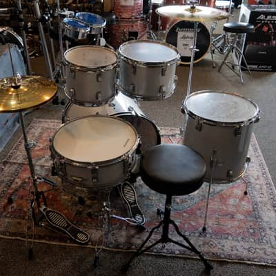 Ludwig Accent Kit w/Cymbals and Hardware image 5