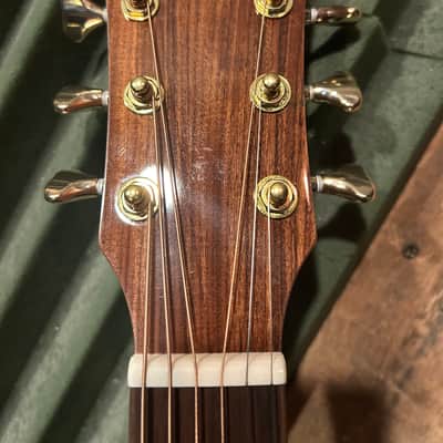 Washburn Bella Elegante S24S Solid Spruce Top Parlor Size Acoustic Guitar image 4