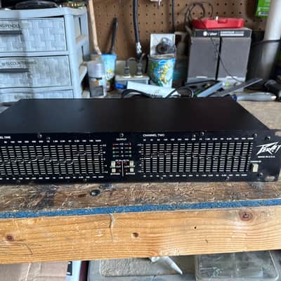 Peavey Q215 Stereo Graphic Equalizer 1997 - Black image 1
