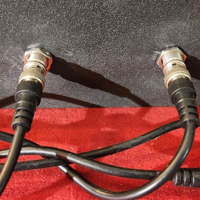 Shure Lot of Wireless Receivers & Antenna ULXS4 & 2 Each Of UC4-UA w/ Mini XLR Adapters & 6 Antenna image 24