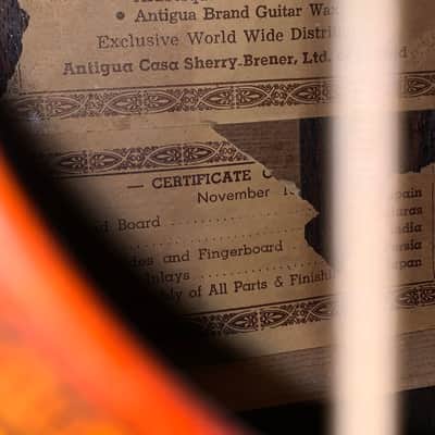 Vintage 1970 Hernandis Grade No. 1A classical guitar with Hardshell case image 3