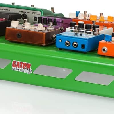 Gator GPB-XBAK Aluminum Extra Large Pedalboard, 35" x 17" w/ Softcase, Screamer Green image 6