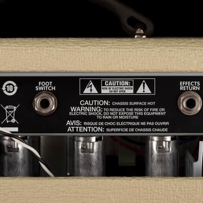 Pre Owned 2013 Fender 20th Anniversary Edition Vibro-King Blonde Guitar Amp Combo image 14