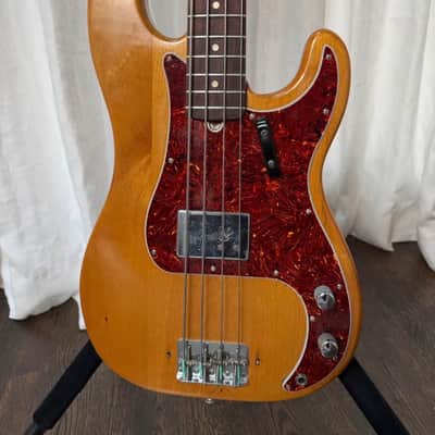 Fender Precision Bass 1966 - Refin image 2