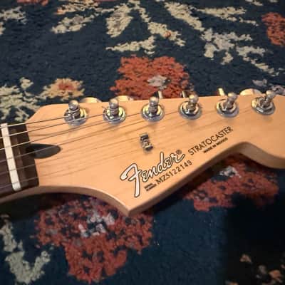 2005 Fender Standard Stratocaster - Arctic White image 8