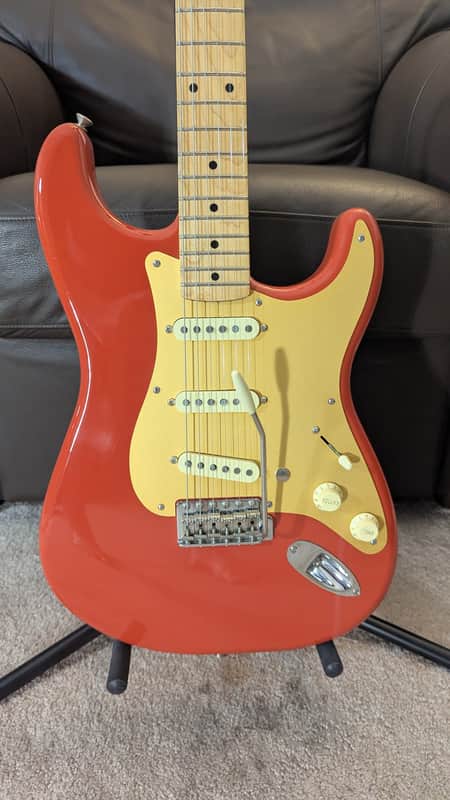 Fender Vintera 50's, Upgrades - Fiesta Red Bild 1