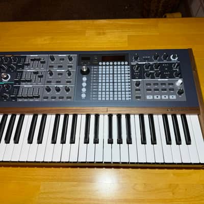 Arturia PolyBrute 61-Key Synthesizer image 3