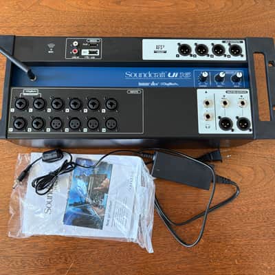 Soundcraft Ui-16 Rackmount 16-Channel Digital Mixer with WiFi Router 2010s - Blue/Silver image 5
