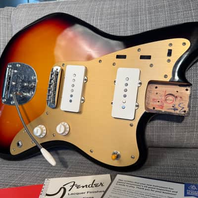 Fender Road Worn Vintera Jazzmaster Loaded Body 2025 - Sunburst image 2
