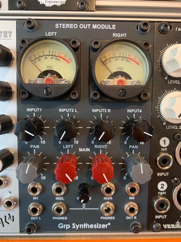 GRP Stereo out 2019 - Gray image 1