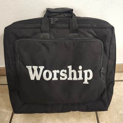 Worship Pedalboard W/ Power Unit & Case image 11