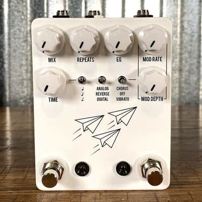 JHS Pedals Flight Delay Reverse Analog Digital with Chorus & Vibrato Guitar Effect Pedal White image 2