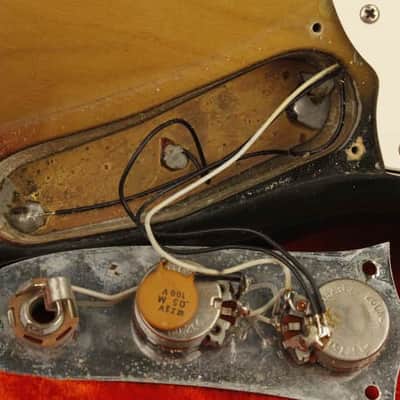 Fender Mustang Guitar 1975, Sunburst image 5