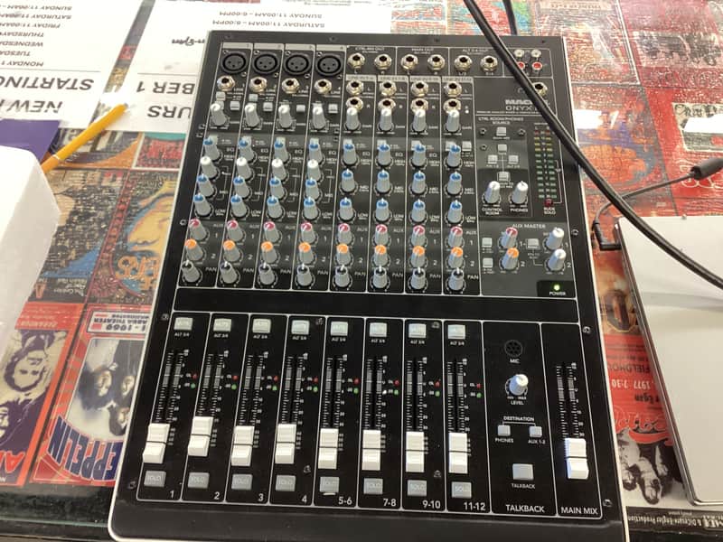 Mackie Onyx 1220i 12-Channel Firewire Mixer | Reverb