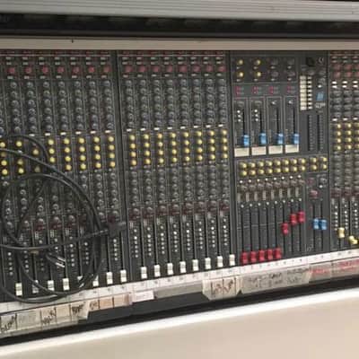 Allen and Heath GL 3000 image 2