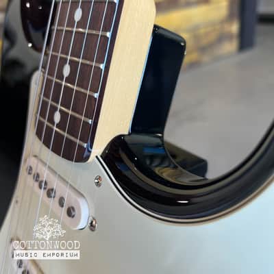 Fender Traditional '60s Stratocaster | Made in Japan image 3