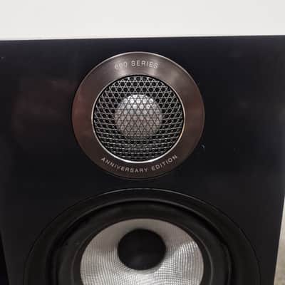 Bowers & Wilkins 607 S2 Anniversary Edition - Bookshelf Speakers - Pair - Black - Good image 9