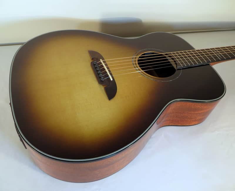 Alvarez Masterworks MF610ESB 50th Anniversary OM Sunburst W/ HSC Solid Wood Never Played 2016 NOS image 1