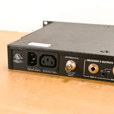 Shure U4D-J4 Wireless Receiver w/ two U2/BETA87A Handheld Mics - J4 Band CG01YHE image 18