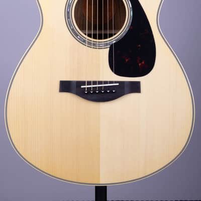 Yamaha LS6 ARE Acoustic Electric Guitar Concert Body w/ Pickup