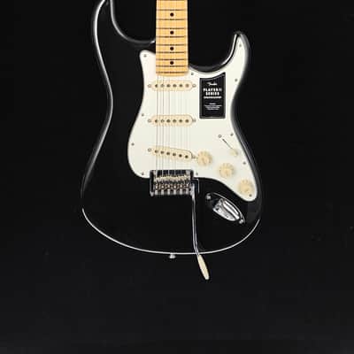 Fender Player II Stratocaster Electric Guitar - Black with Maple Fingerboard image 2