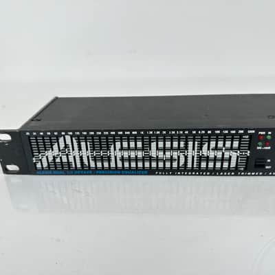 Alesis M-EQ 230 Dual 1/3 Octave Prescision Equalizer image 3