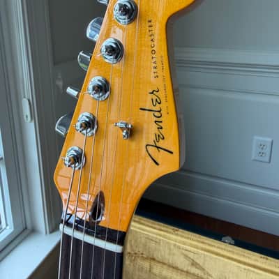 2025 Fender Custom Shop Stratocaster Custom Deluxe W25 Limited NOS - Candy Apple Red image 8