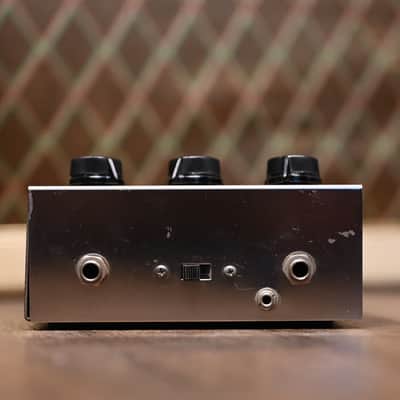 Electro-Harmonix Big Muff Pi V4 from 1977 in Silver image 3