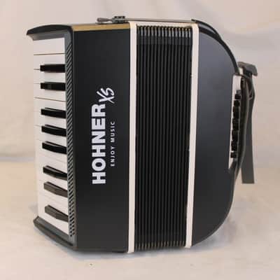 8215 - Dark Grey Hohner XS Adult Piano Accordion M 21 15 image 2