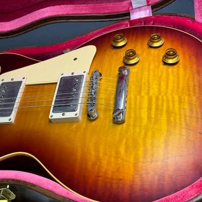 Gibson Custom Shop 60th Anniversary '60 Les Paul Standard Reissue Deep Cherry Sunburst #02002 image 2