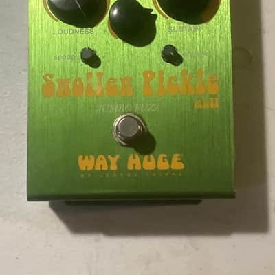 Way Huge WHE401 Swollen Pickle MkII Jumbo Fuzz 2010 - 2019 - Green image 1