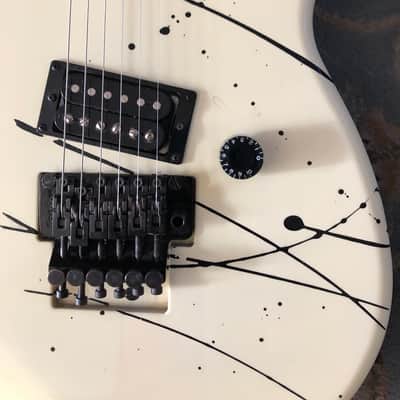 Kramer Baretta 1987-92 Cream image 16