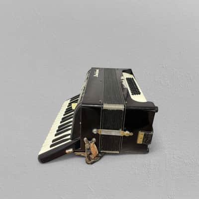 Paolo Soprani Accordion 1940s-50s  - Accordion plastic image 6